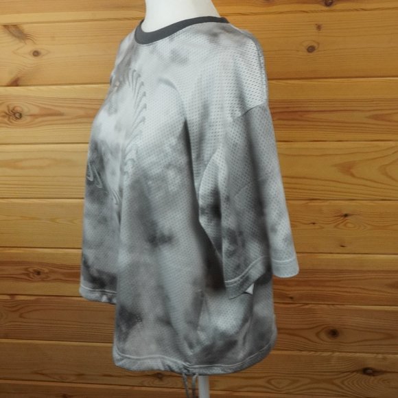Nike NWT‎ Gray Mesh Top Size Large - Picture 3 of 7